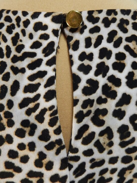 Calvin Klein Cheetah Pleated Neck Tan Cream & Brown Sleeveless Career Medium EUC - Picture 8 of 11